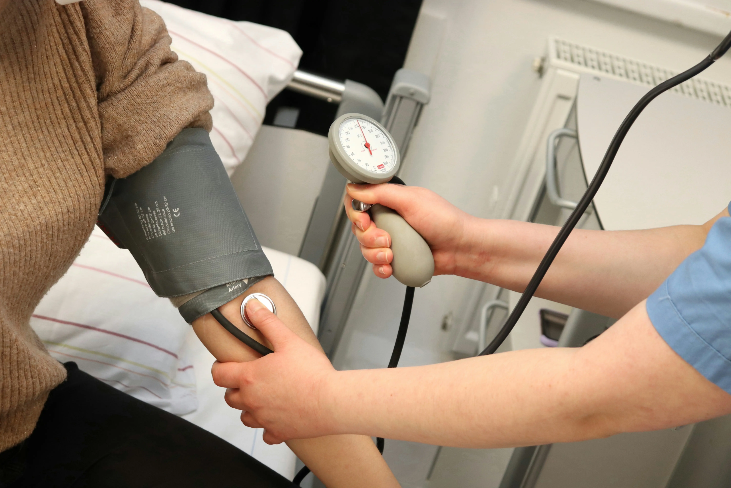 Rééducation après un AVC : les bienfaits de la physiothérapie à domicile à Genève